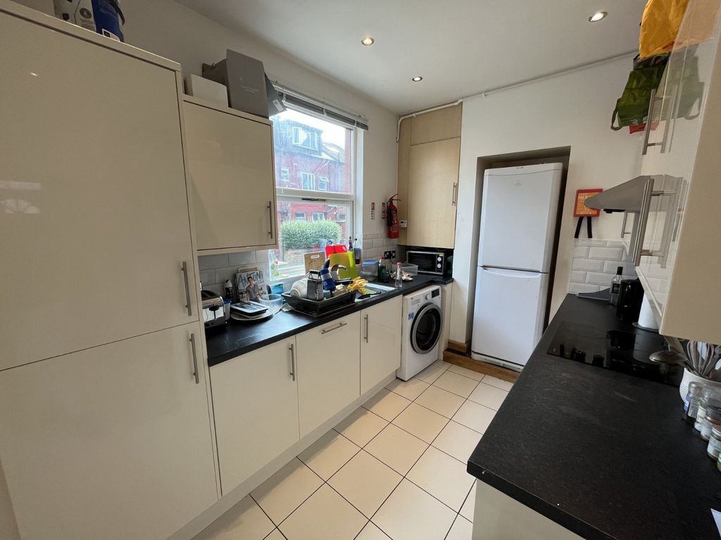Property photo 1 of 13 Picture No. 07