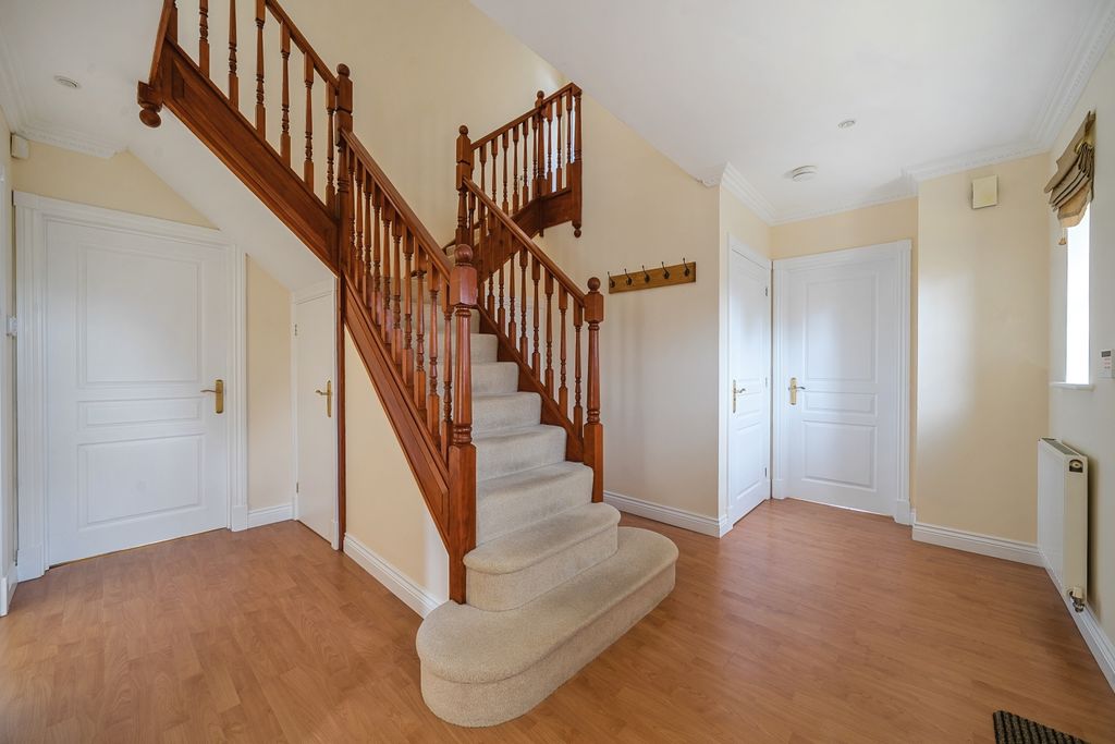 Property photo 3 of 21 1420802-9-69A06Acc83051