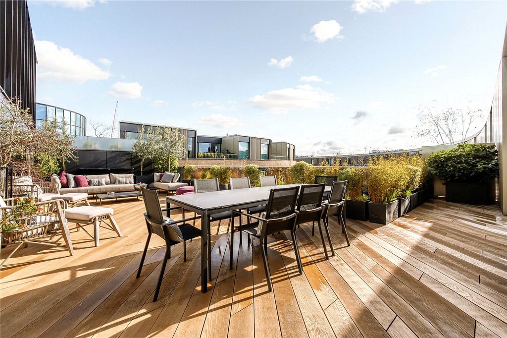 Property photo 1 of 20 Terrace
