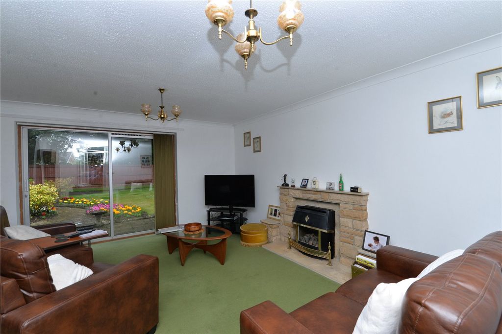 Property photo 3 of 16 Picture No. 09