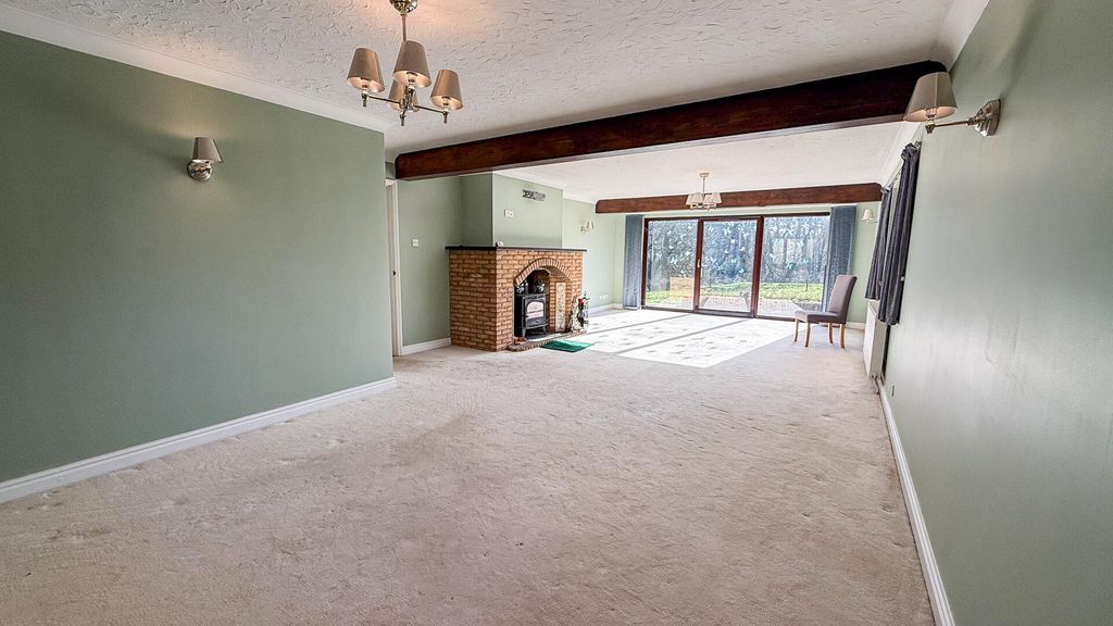 Property photo 3 of 14 Living Room