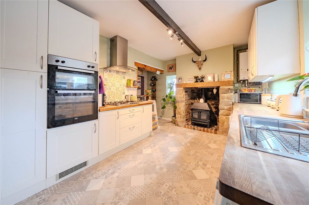 Property photo 3 of 13 Picture No. 14