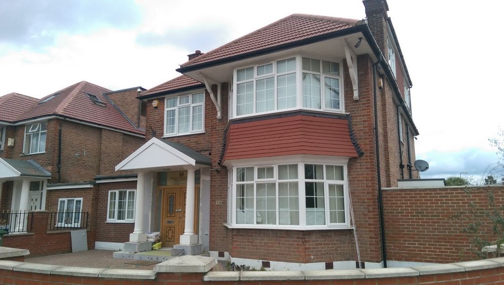 Property photo 1 of 23