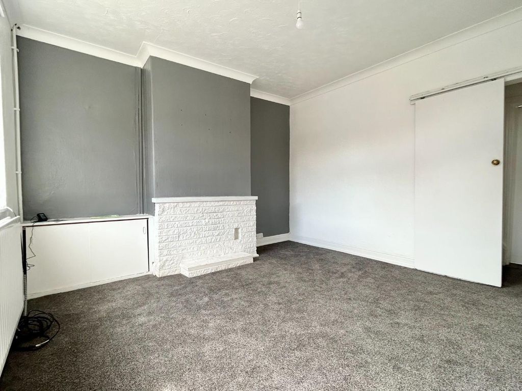 Property photo 3 of 13 0Bf3Nzvp3Kujzectcwolsq.Jpg
