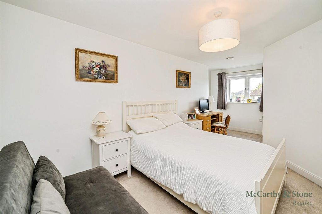Property photo 3 of 10 16Trinityplace-11.Jpg