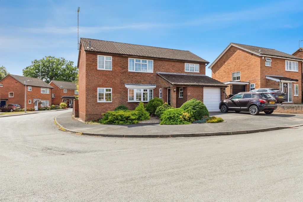 Property photo 1 of 17