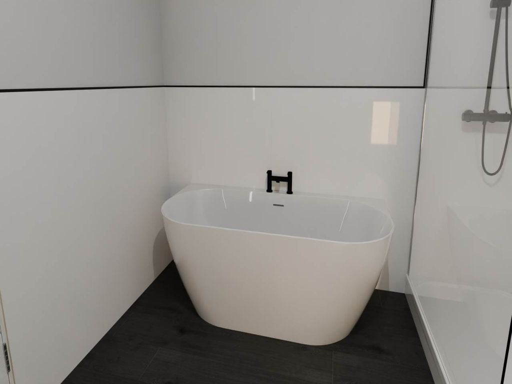 Property photo 3 of 18 2
