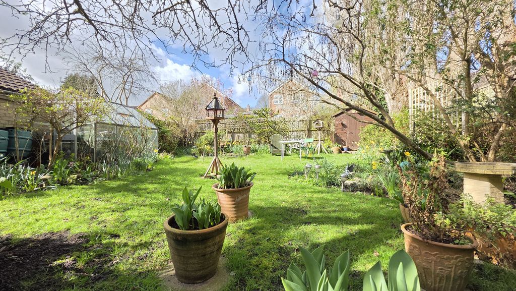 Property photo 1 of 22