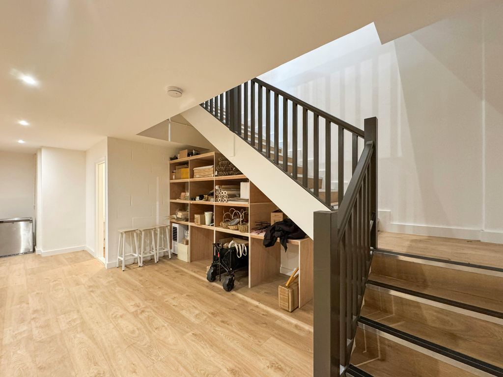 Property photo 3 of 5 Image 46.Jpg