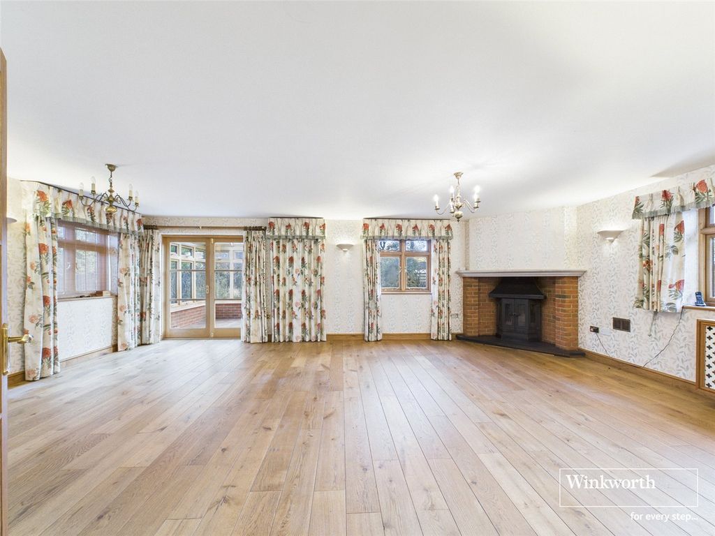 Property photo 3 of 31 Picture No. 04