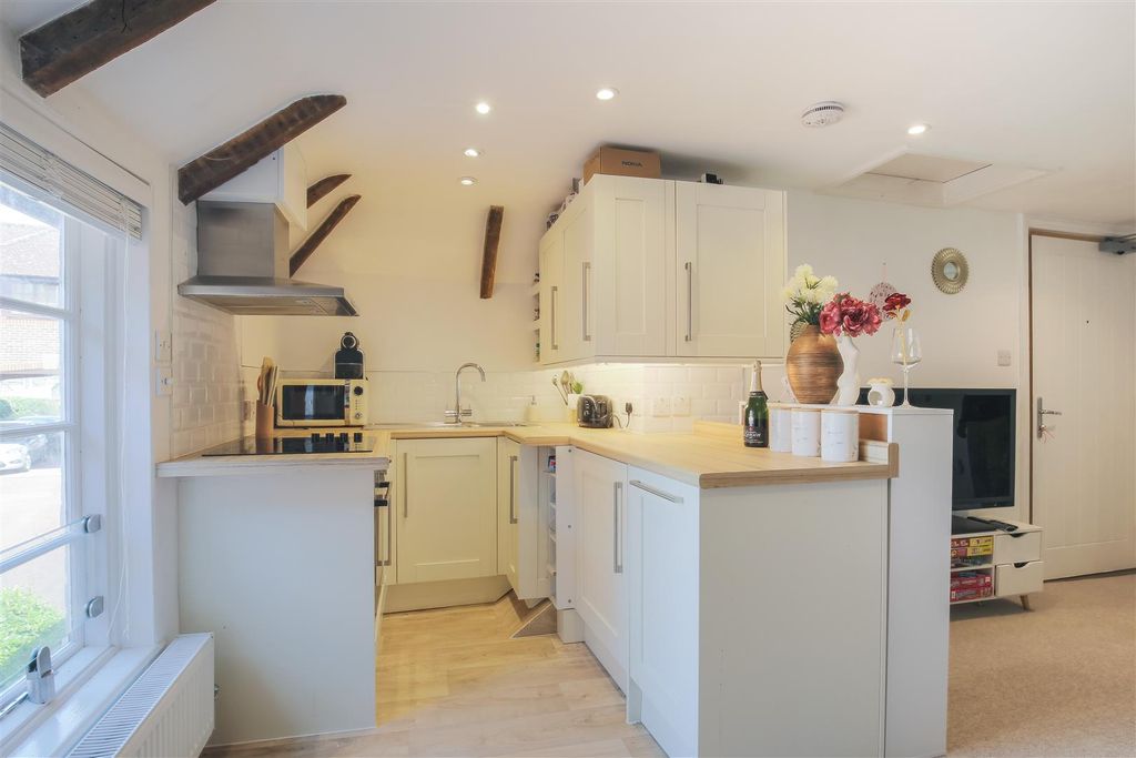 Property photo 3 of 16 Imgl3121.Jpg