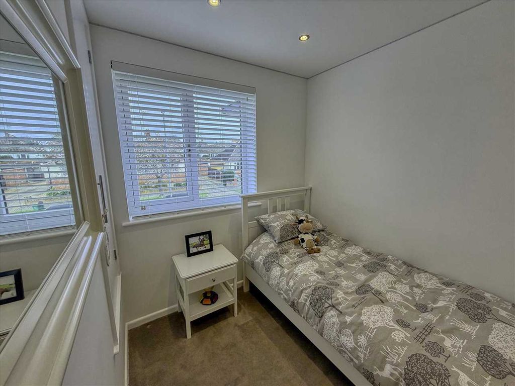 Additional image 17 of 4 bed detached house for saleThe Close, Frinton On Sea CO13