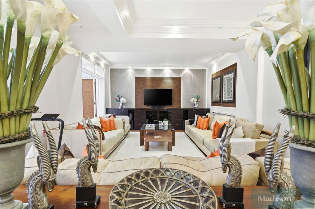 Property photo 2 of 45 Picture No. 49