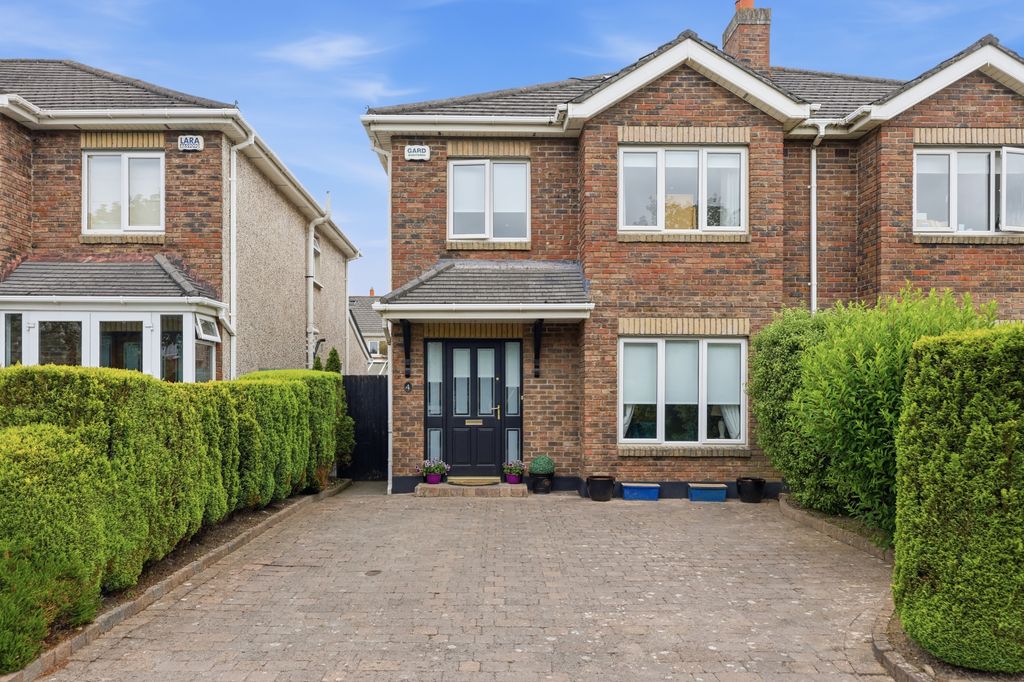 Property photo 1 of 18