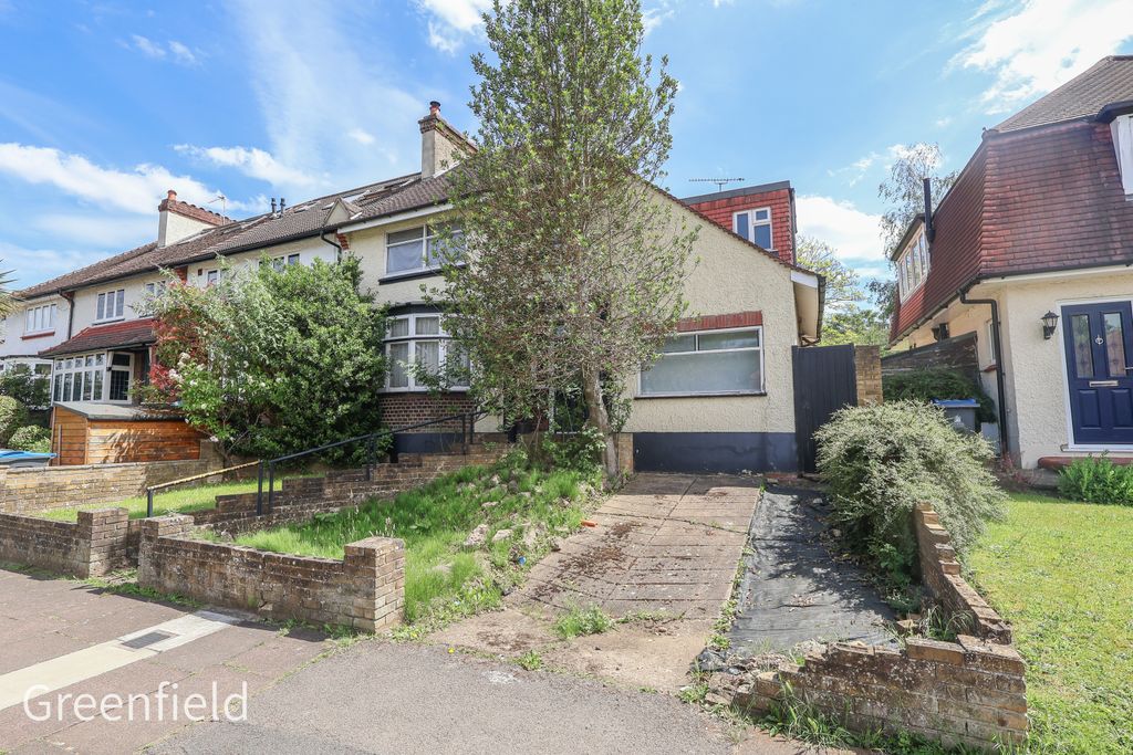 Property photo 1 of 17