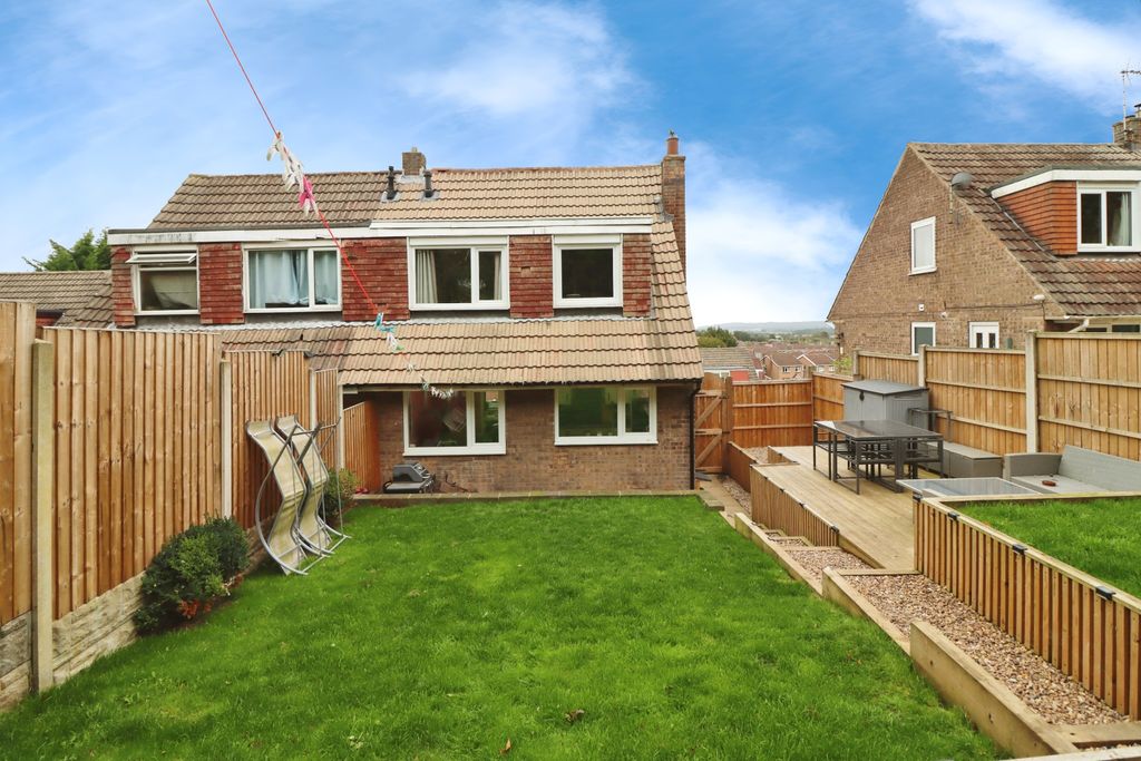 Property photo 2 of 15