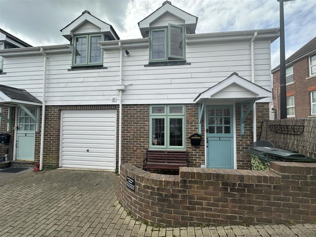 Property photo 1 of 7 Front Elevation