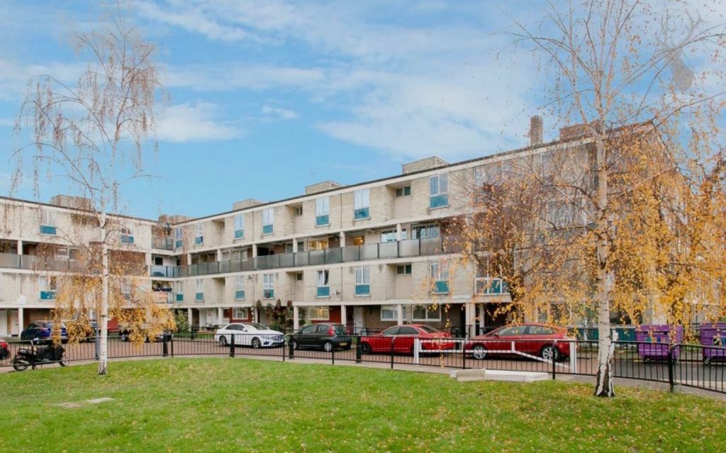 Property photo 1 of 6