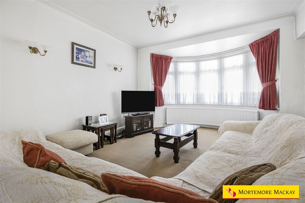 Property photo 3 of 28 14_53977_Watermarked.Jpg