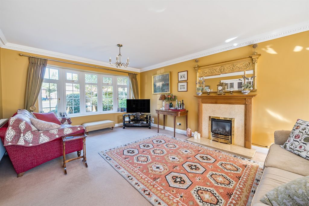 Property photo 2 of 18