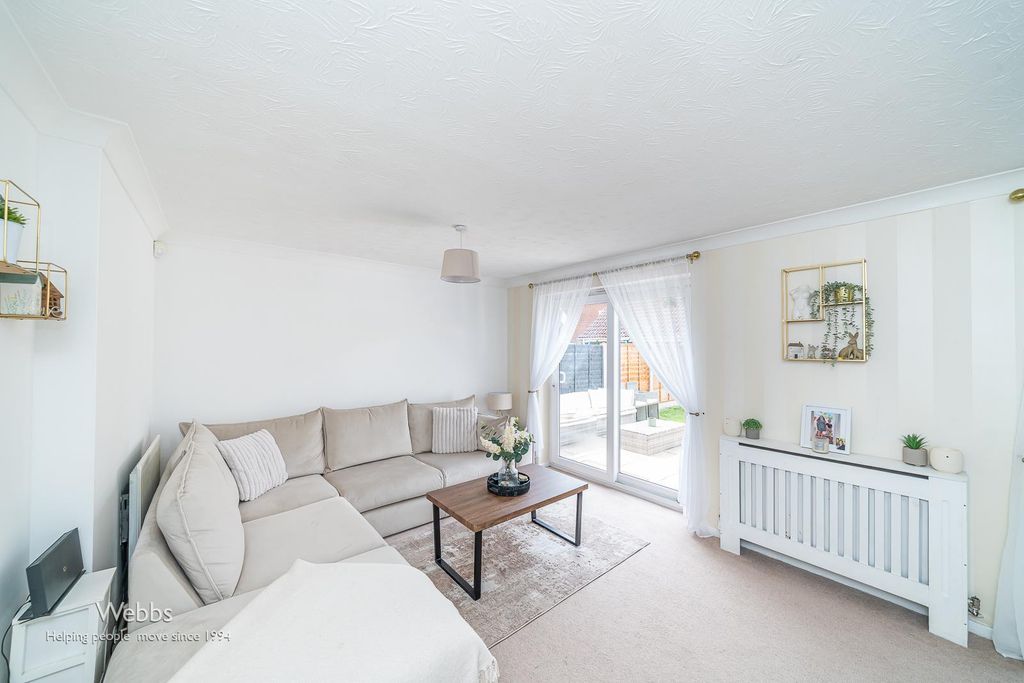 Property photo 2 of 33 Â© Webbs Estate Agents Â© (4 Of 41).Jpg
