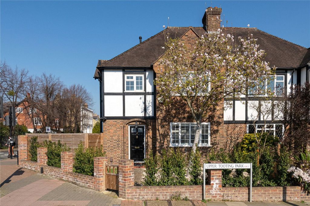 Property photo 1 of 14 Exterior