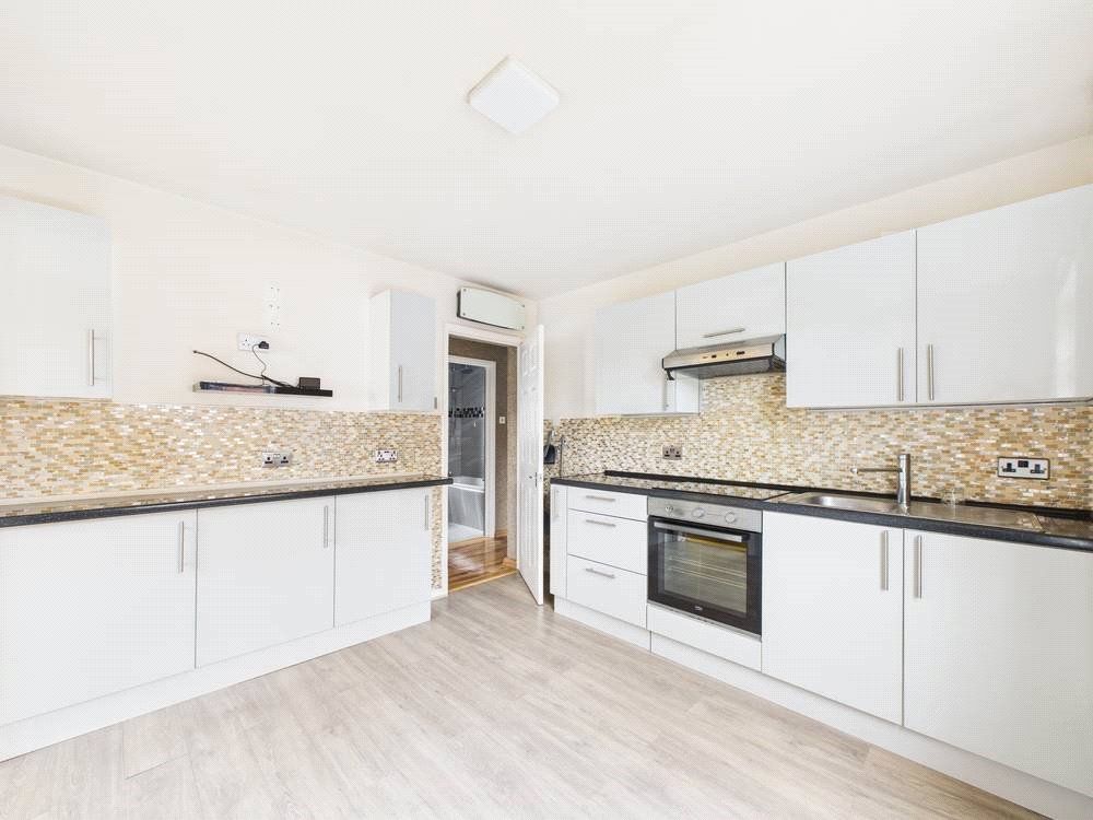 Property photo 2 of 11 Picture No. 05
