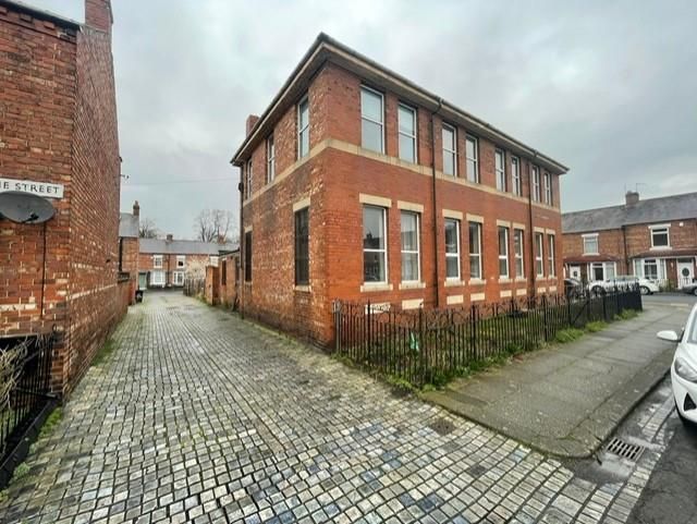 Property photo 2 of 7 Thumbnail_508d3Ff8-24F7-40c8-98Ab-671A70A567Cb.Jpg
