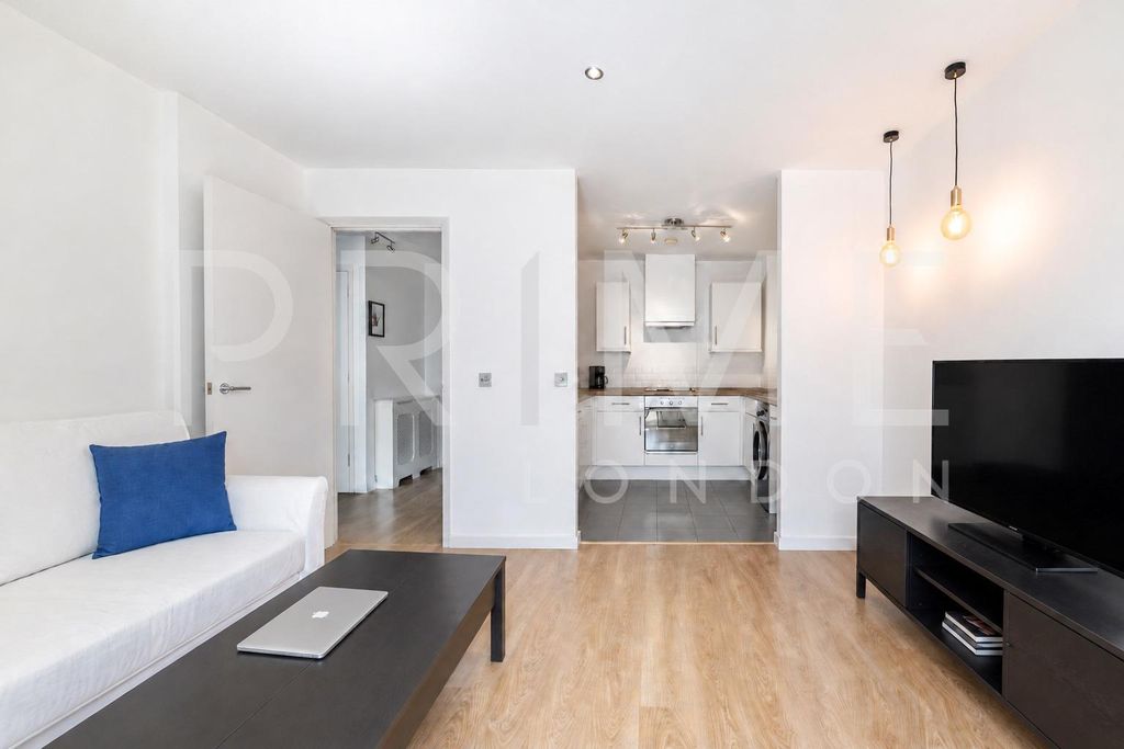 Property photo 3 of 9 1213 (1).Jpg