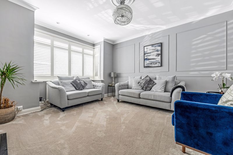 Property photo 2 of 20 Lounge