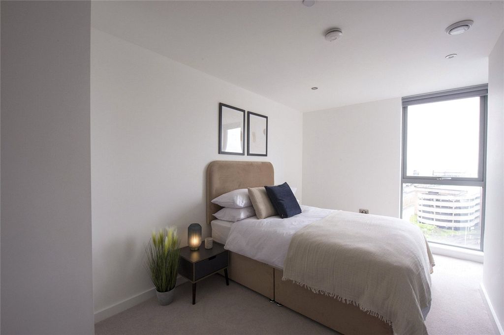 Property photo 3 of 10 Picture No. 16