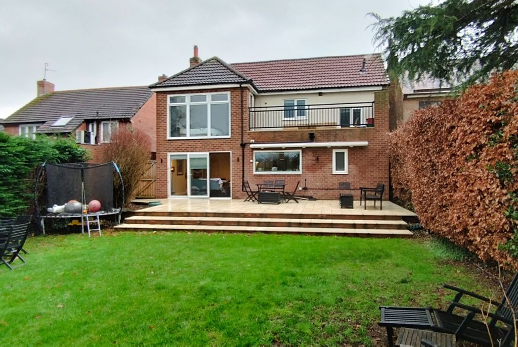 Property photo 1 of 26