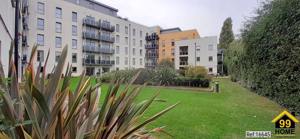 Property photo 1 of 10 Photo 0