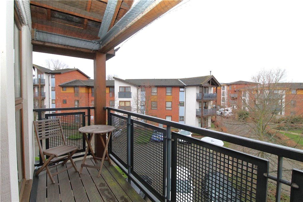 Property photo 3 of 14 Balcony
