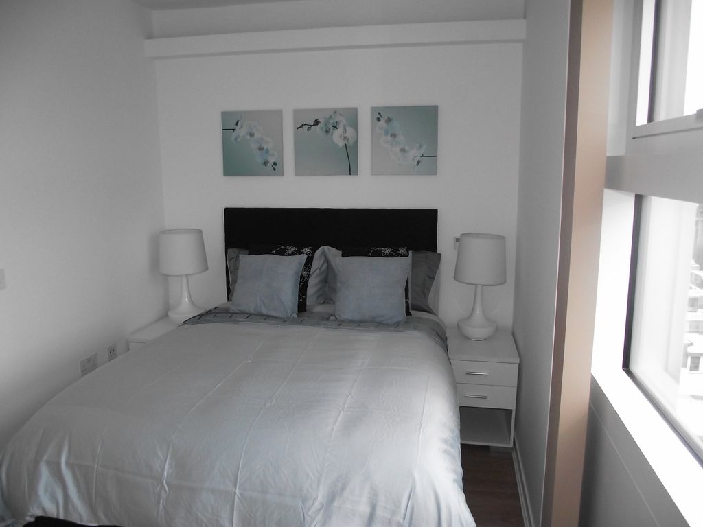 Property photo 3 of 9 Picture 002