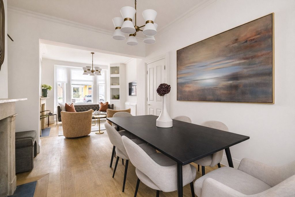 Property photo 3 of 11 Reception Room