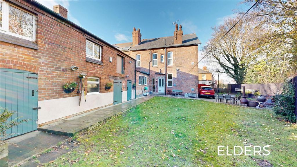 Property photo 3 of 23