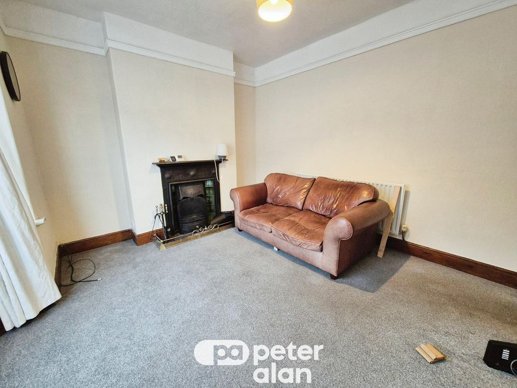 Property photo 3 of 14 Image