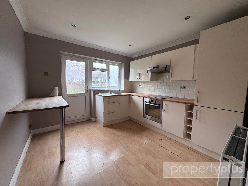 Property photo 2 of 13 Picture No. 06