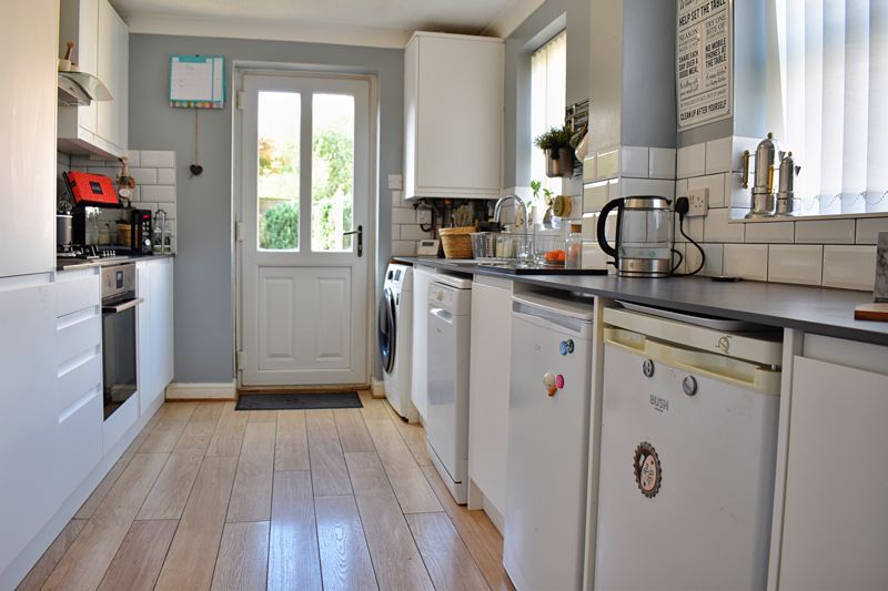 Property photo 2 of 13 Kitchen