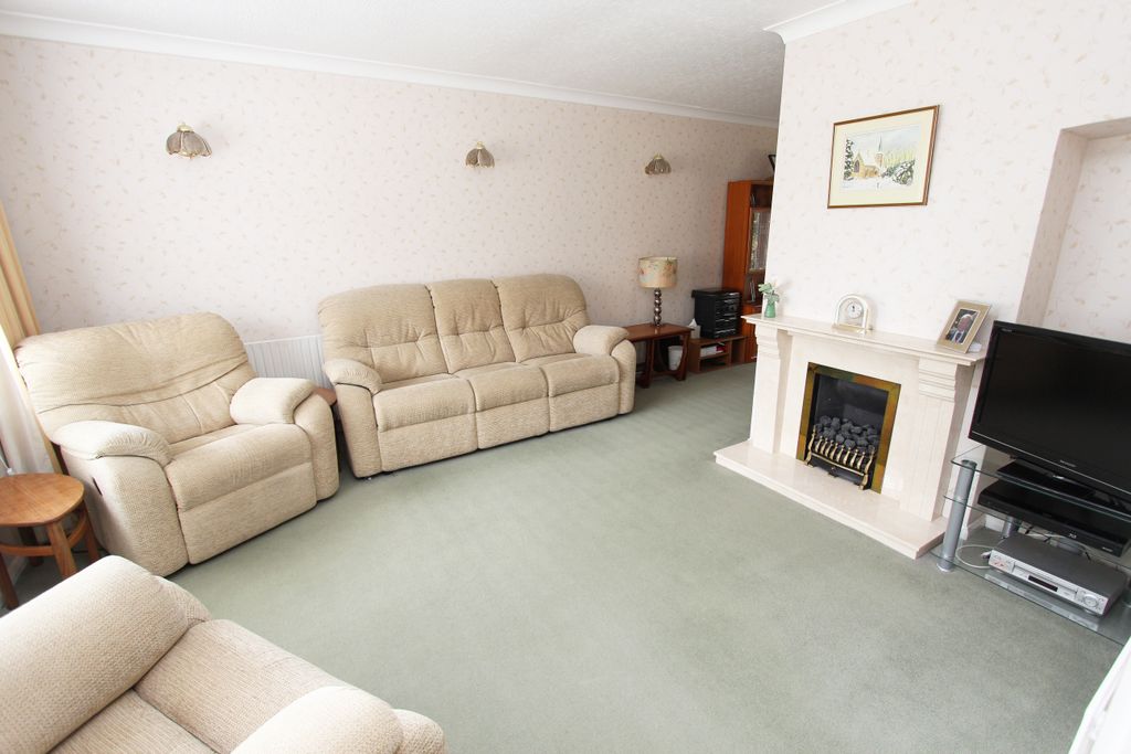 Property photo 3 of 27 Img_4811A