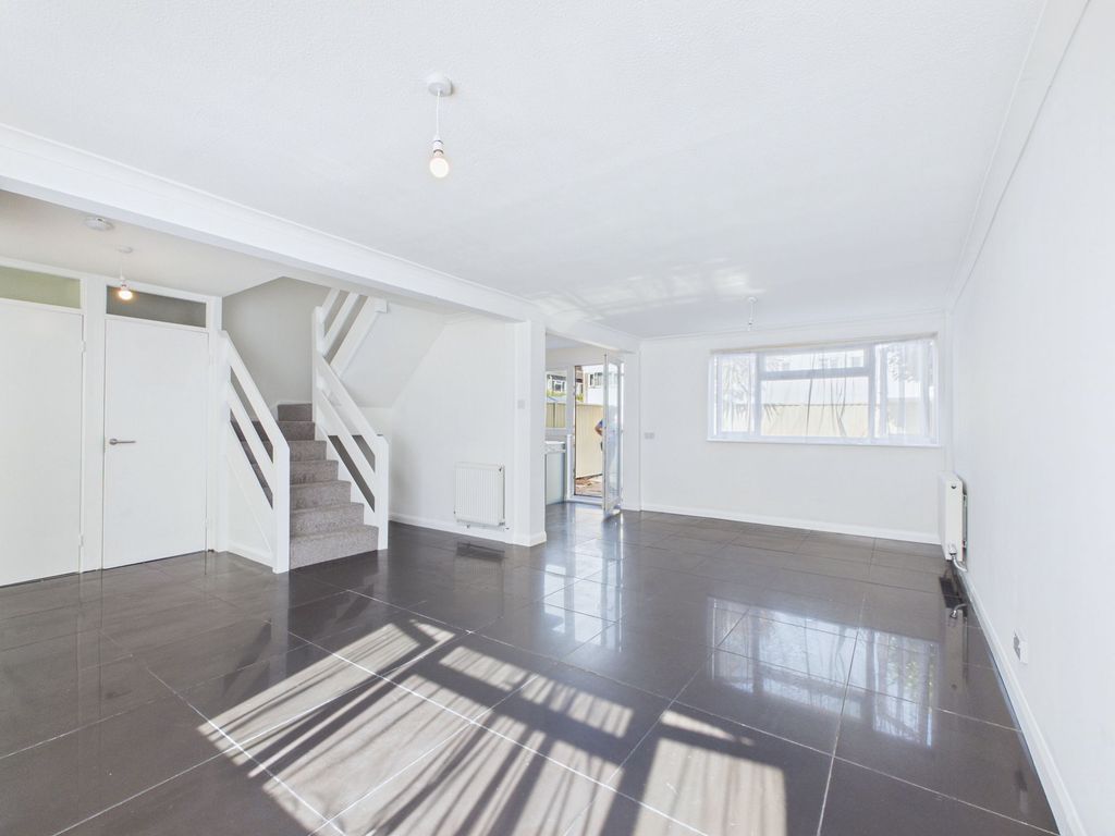 Property photo 3 of 12 Living Room