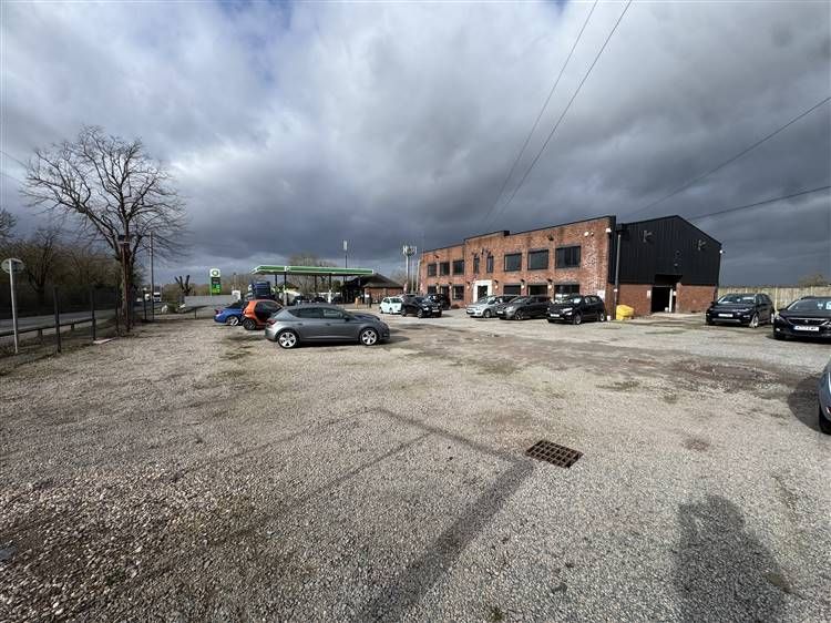 Property photo 3 of 5