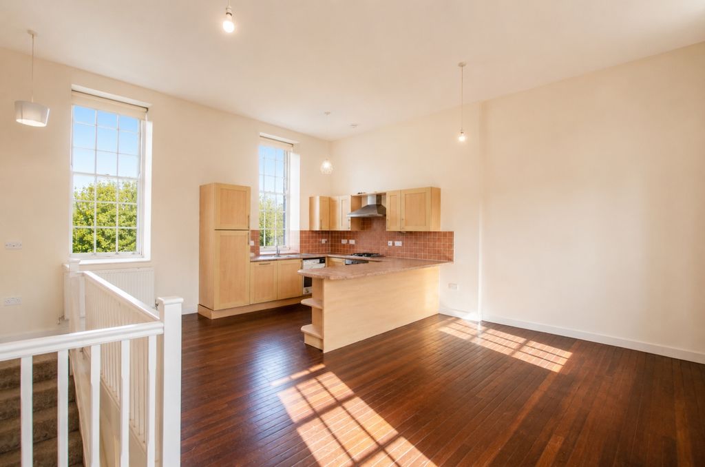 Property photo 2 of 9 Tps Bodmin 01208 74182 2