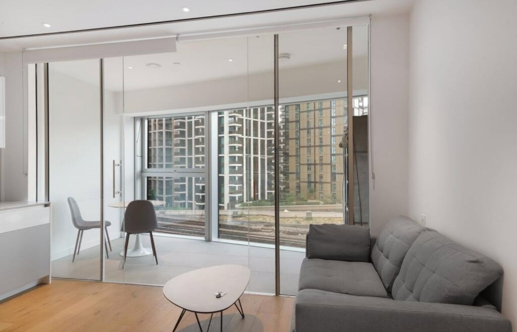 Property photo 2 of 9