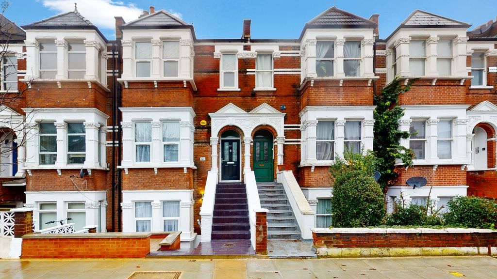 Property photo 1 of 13