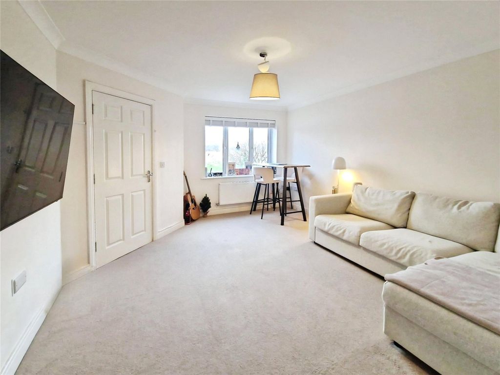 Property photo 2 of 28 Picture No. 26