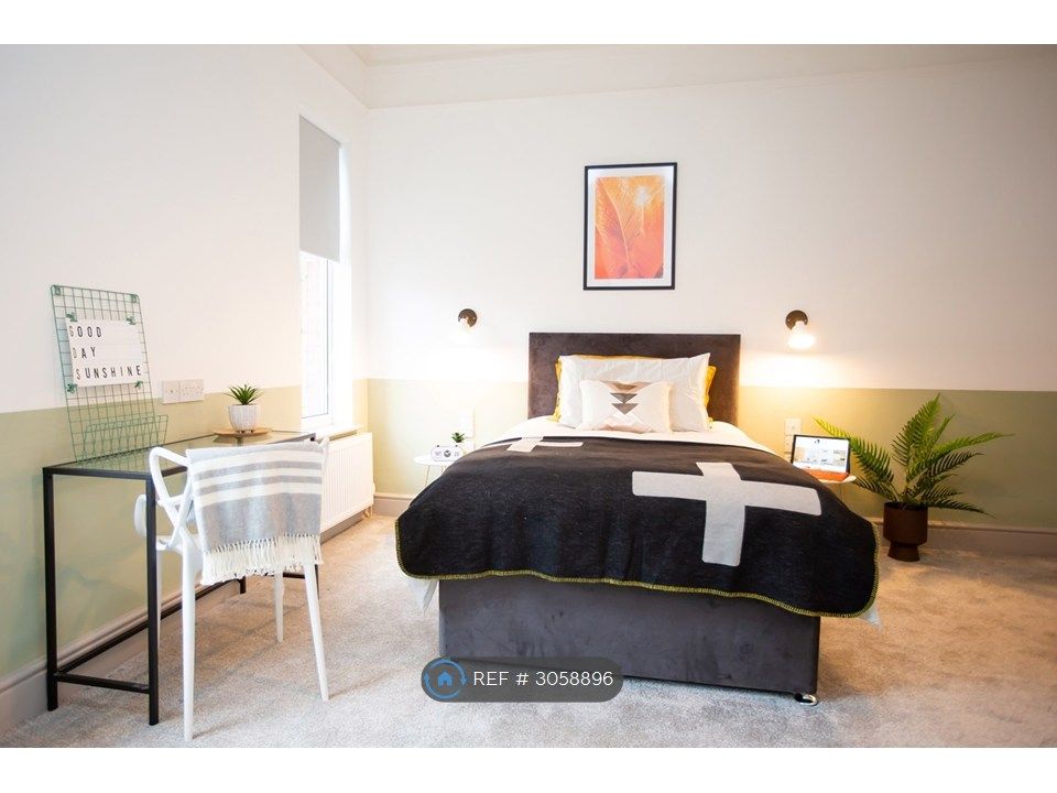 Property photo 1 of 15 This Is The Actual Room