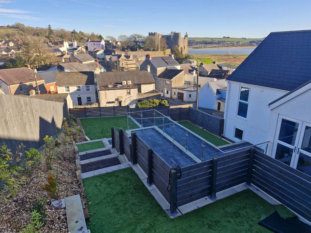 Property photo 1 of 24 11195.Jpg