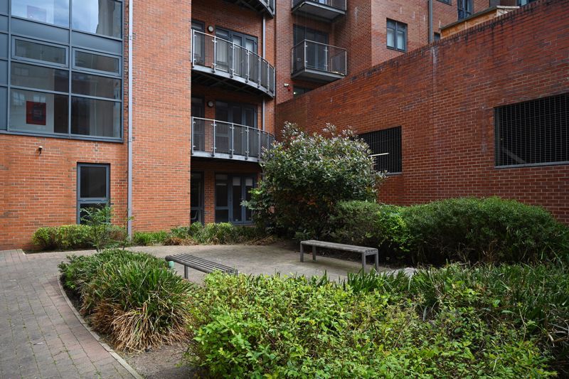 Property photo 2 of 15 External Courtyard